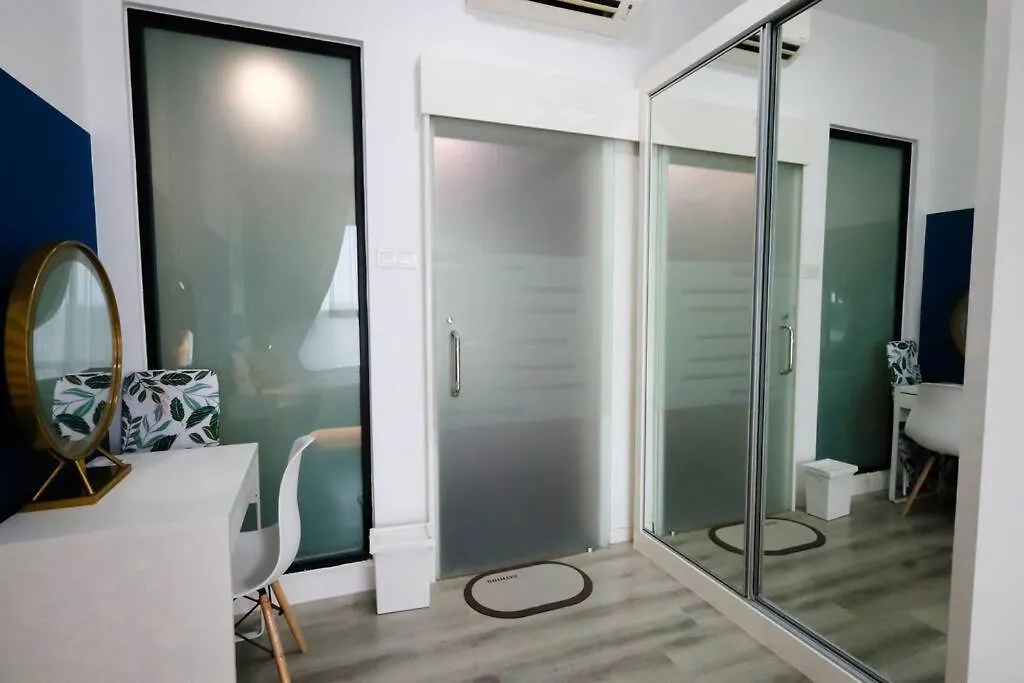 Appartement Mosaic Southkey Premium Midvalley Jb 4Pax Johor Bahru